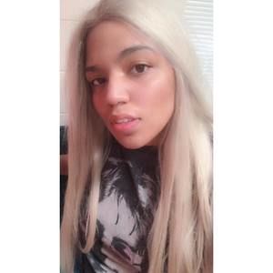 Meet your Posher, Makenzee